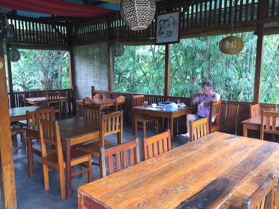 Santiago Cafe & Restaurant