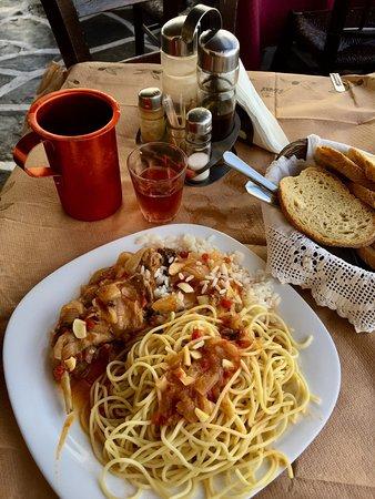 Plakiotiki Gonia Taverna-Ouzeri