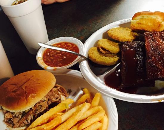 Rochelle's Bar None BBQ