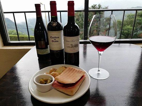 Panaderia Cafeteria Vazquez