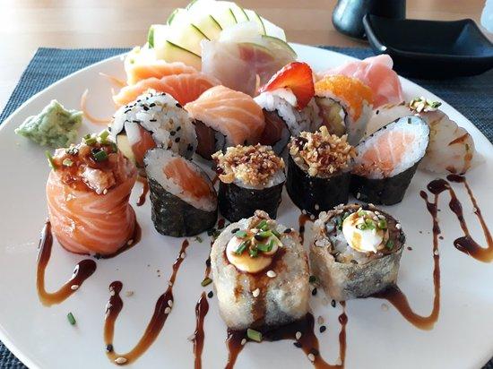 Encontro A Sul Sushi Bar & Nepalese Restaurant