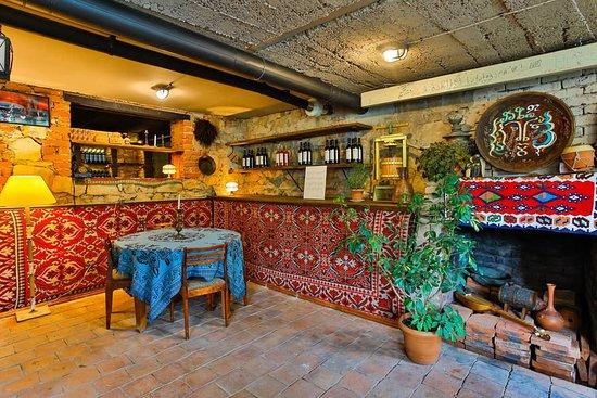 Satsnakheli Wine Bar