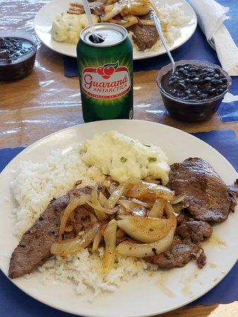 Pao de Mel Cafe Bakery