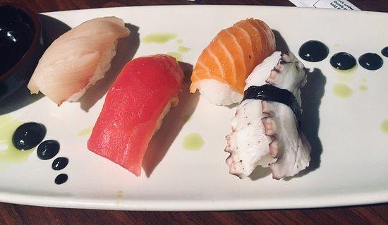 RollOut Sushi and Such