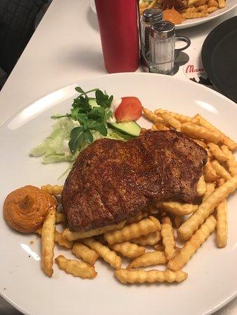 Manhattan Steak House in Forum