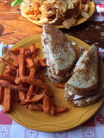 Carpenter Street Saloon