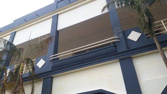 Khana Khazana Bar And Restaurant