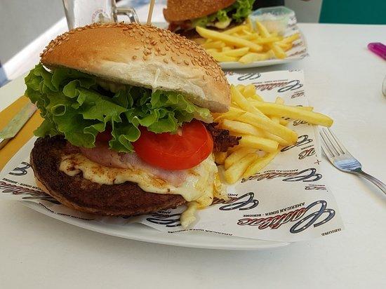 Burger House Cadillac American Diner