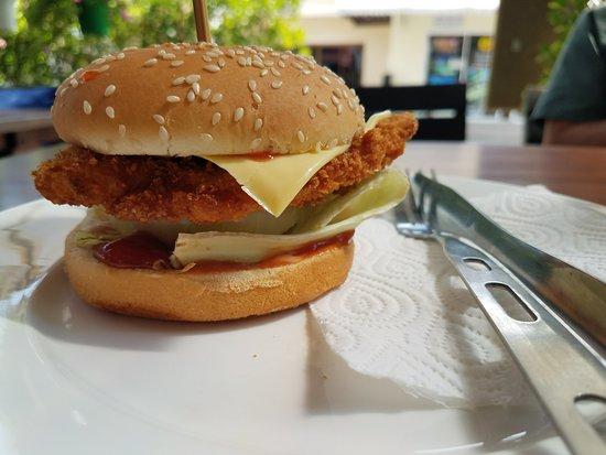 De' Cafe' Halal Food