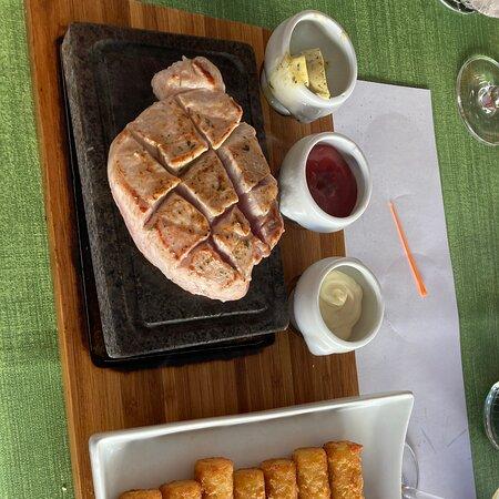 Cafe Restaurant Bijou