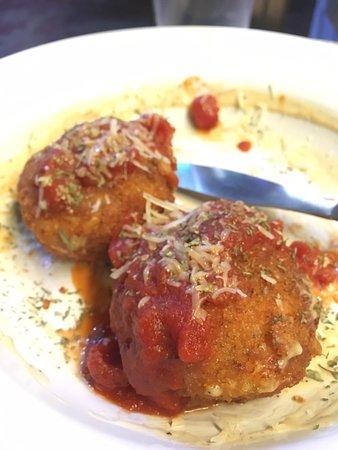 The Martin Bar & Bistro