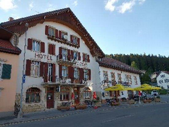 Hotel-Restaurant-Pizzeria du Cerf