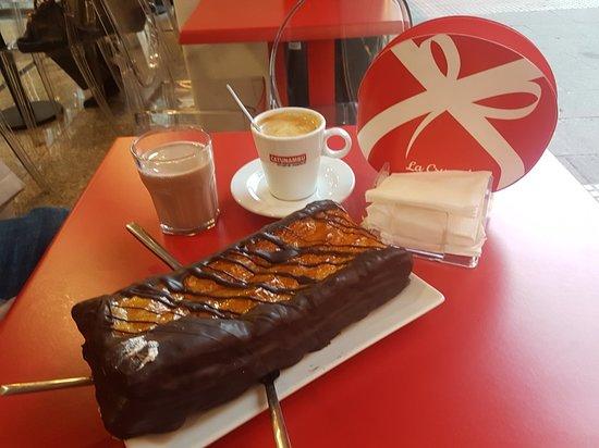 Pasteleria Cafeteria La Cruzada