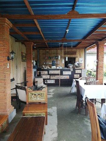 Magoes Warung Bedugul