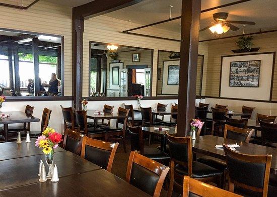 Leland Hotel Restaurant