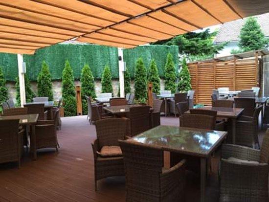 Re-Bos UR Restoran Picerija