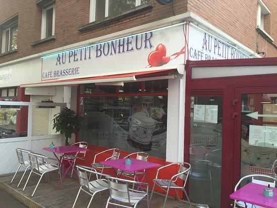 Au Petit Bonheur
