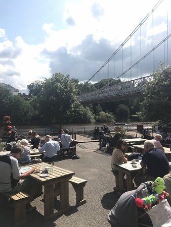 Snugburys On The River