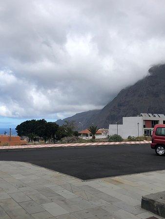 Nanis Burger & B.B.Q