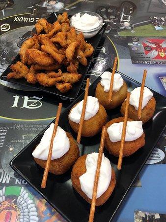 Los Mellizos Bar De Tapas