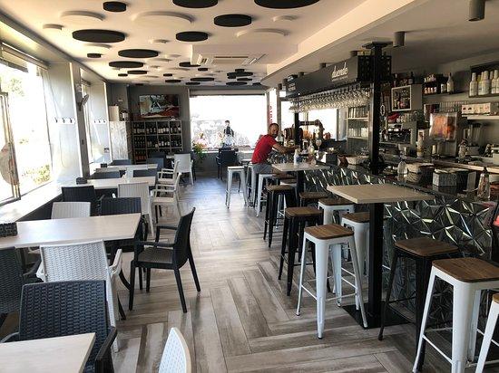 Duende Cerveceria Cafeteria