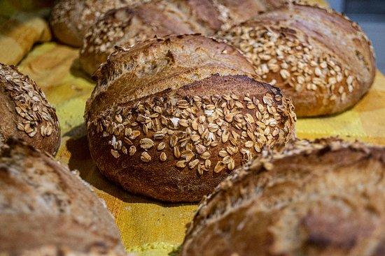 Loma - Cafe & Restaurante