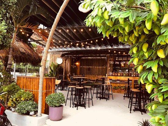 Cheers Chicken & Beer