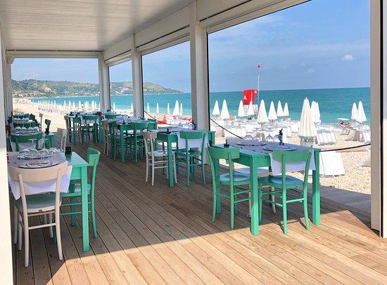 Restaurant Mimi beach