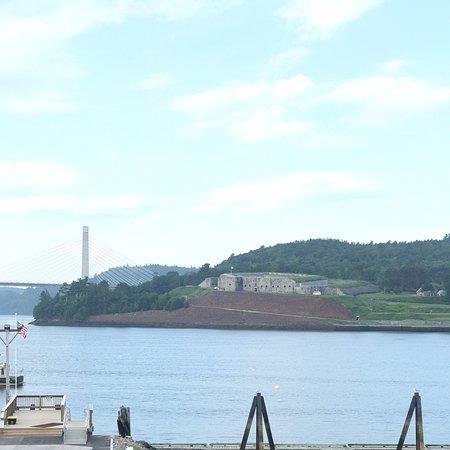 Warren's Waterfront Restaurant