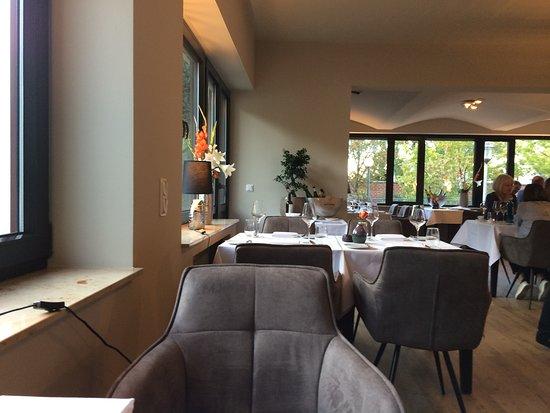 Grammons Restaurant & Weinbar