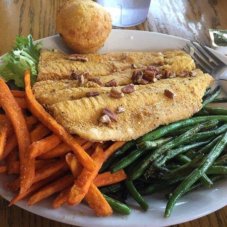 Smokin' Dave's BBQ & Brew