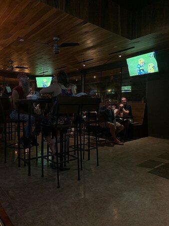 Kooks Smokehouse & Bar