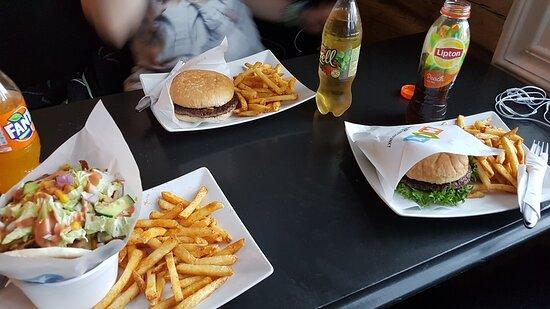 Stasjon Grill&Sportsbar