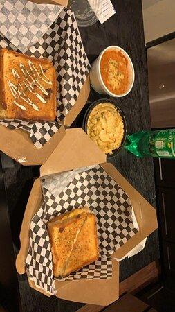 Twisted Grill Cheese Truck