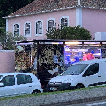 Fresh N hot Pizza Spot