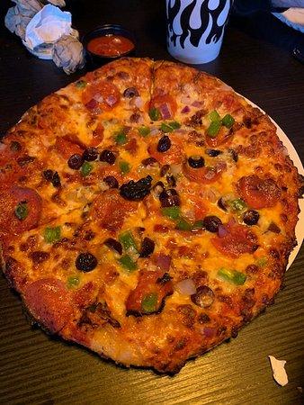 1000 Degrees Pizza Salad Wings