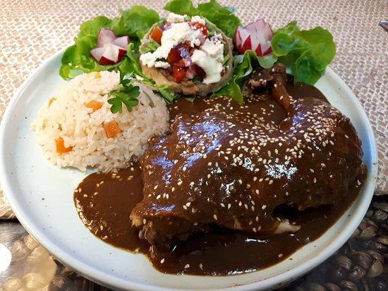 Mexicasa Restaurant and Bar