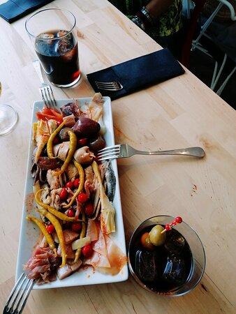 Vermuteria El Mentidero