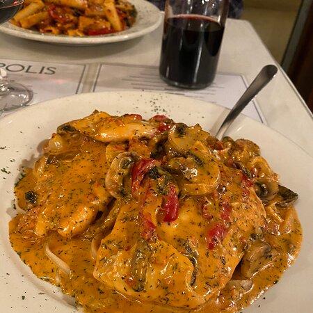 Napoli's Italian Restaurant