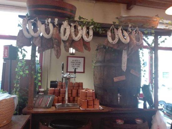 Trattoria Romana Dar Mammozzaro