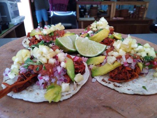 Elela Vegan Organic Cafe Restaurant