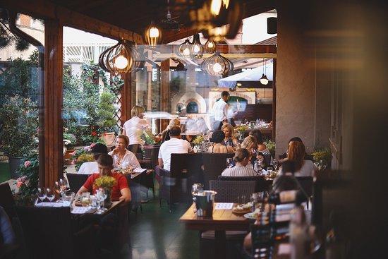 Restaurant Terasa Luna