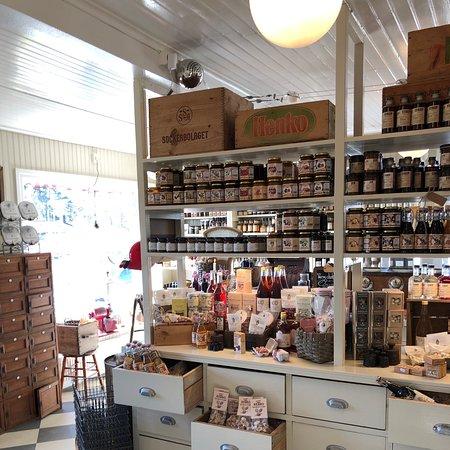 Gardby Kafe & Lanthandel