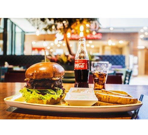 Som Kitchen Eatery - Twin Towers