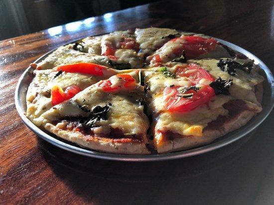 El Chinamo Pizza & Sandwich Shop