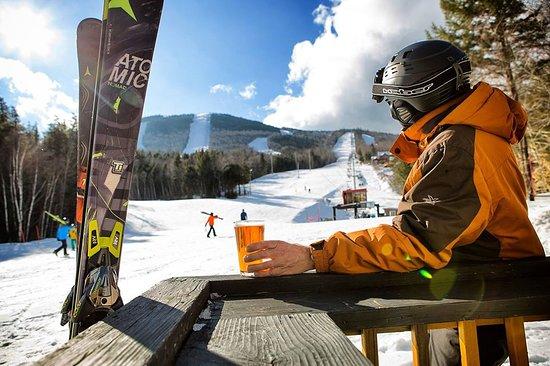 Shipyard White Cap Lodge Brew Haus