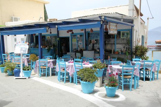 Giannis Family Grill House