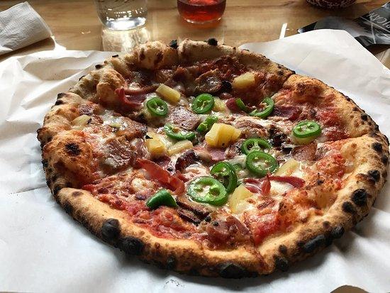 Alpenglow Wood Fired Pizza