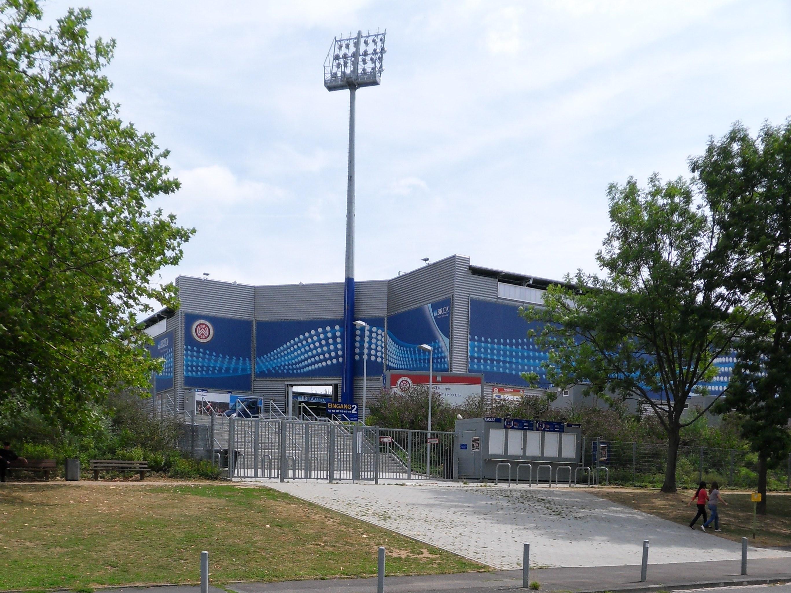 Estadio Brita-Arena