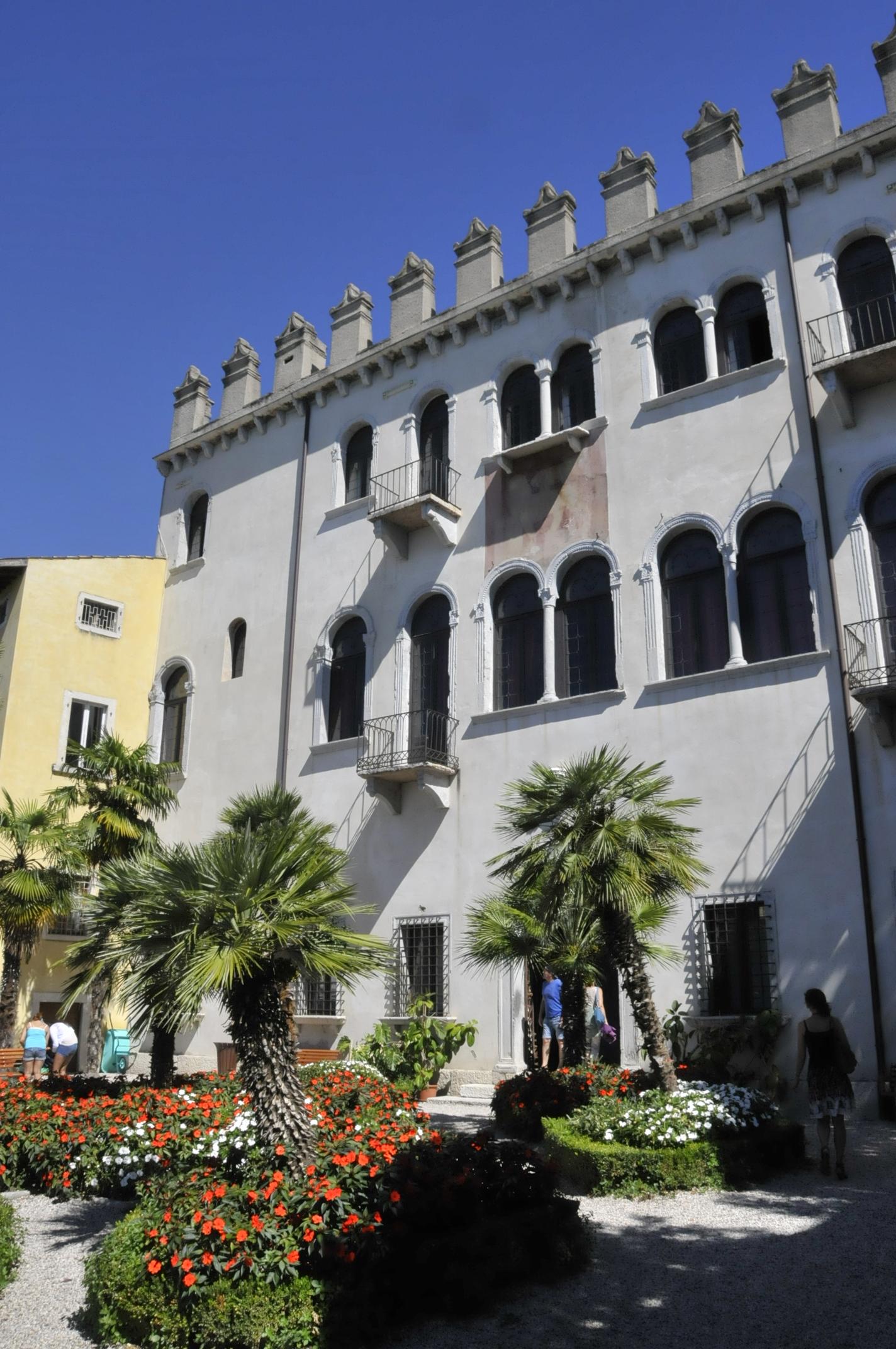 Palazzo dei Capitani